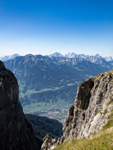 mountains-1-freewebnuaiart